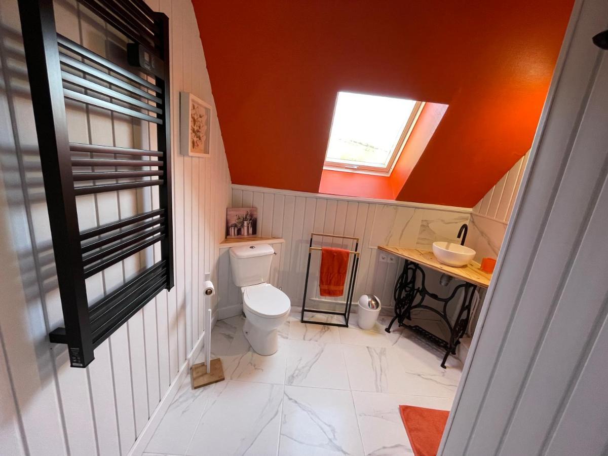 Belle Chambre Double Orange Tout Bonnement Bien Putot-en-Auge Exterior photo
